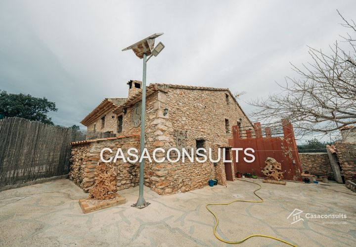 Herregård i Les Useras, Castellon, Les Useras - € 160 000 | Ref: 822 - foto 1